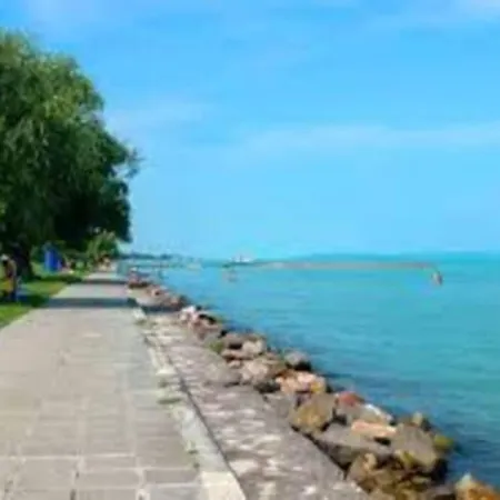 Lido Di - Aranypart - Minden 1 Percre! Apartamento Siófok