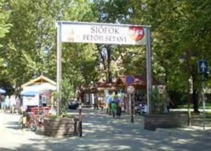 아파트 Lido Di - Aranypart - Minden 1 Percre! *