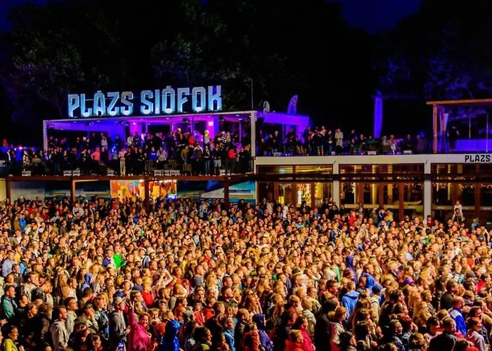 Lido Di - Aranypart - Minden 1 Percre! *