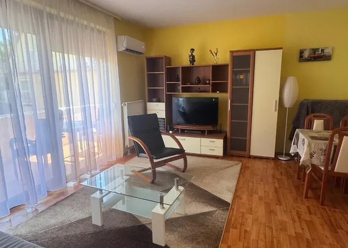 Lido Di - Aranypart - Minden 1 Percre! Apartmán *